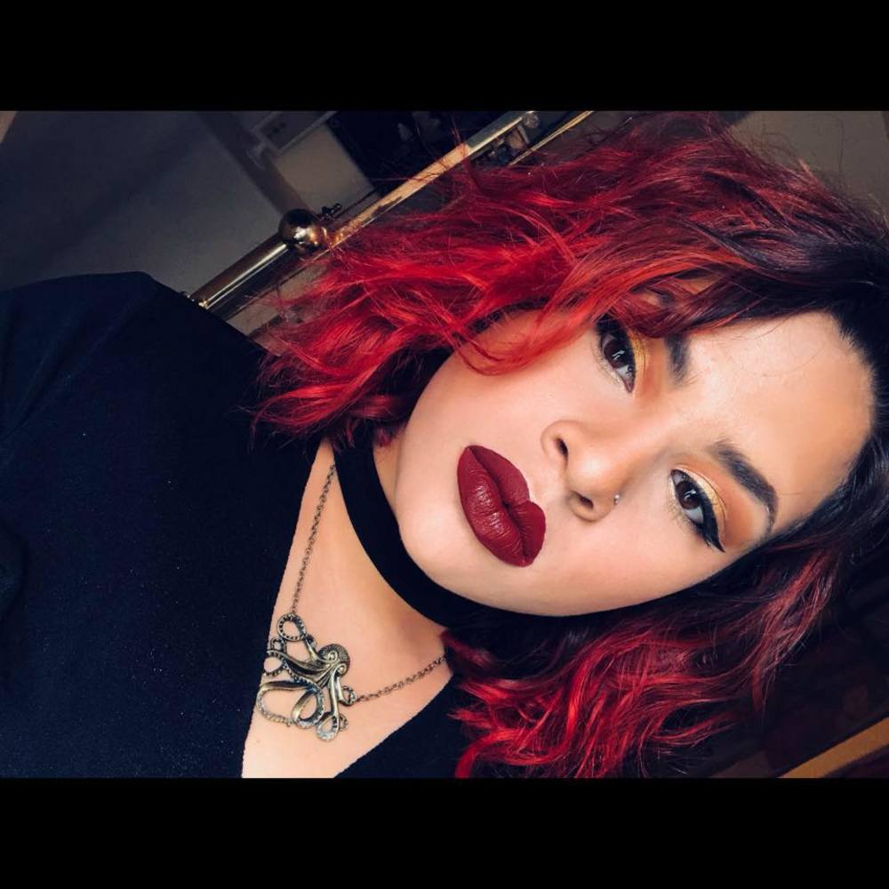 Meet your Posher, Jade